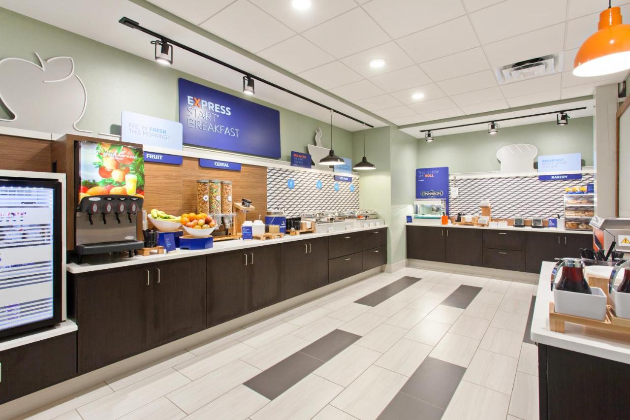 Holiday Inn Express & Suites - Moses Lake By Ihg Экстерьер фото