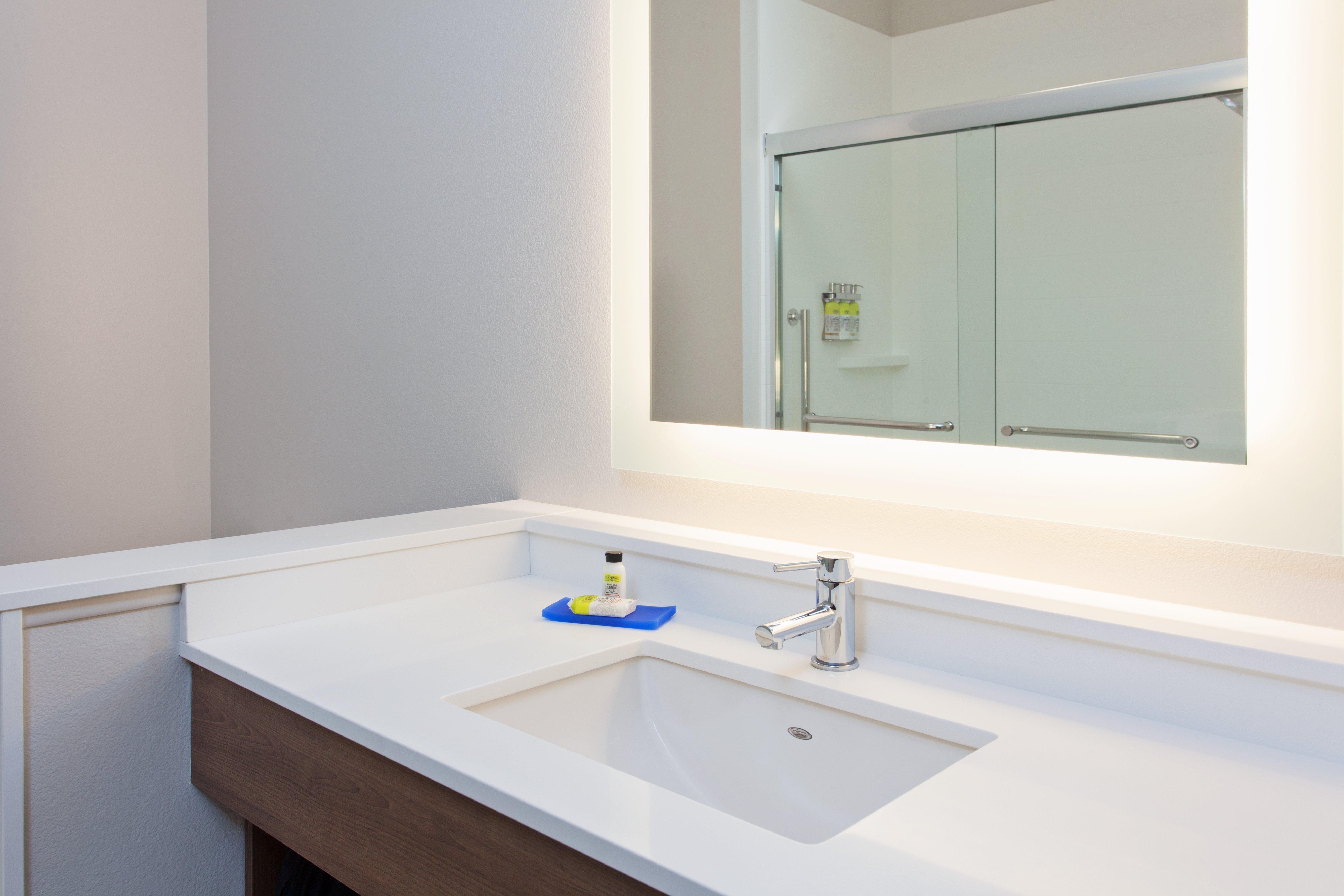 Holiday Inn Express & Suites - Moses Lake By Ihg Экстерьер фото